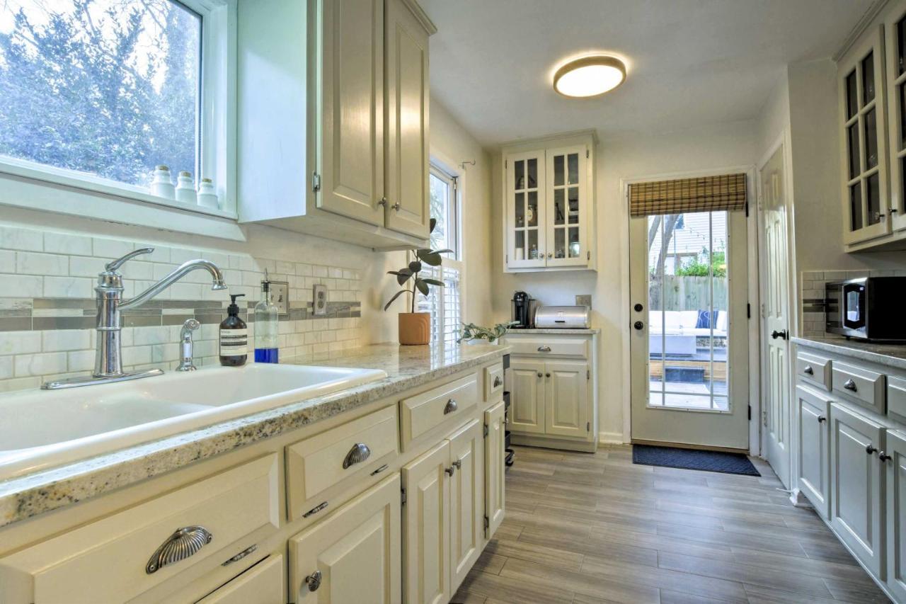 Home With Outdoor Oasis In Downtown Raleigh! Bagian luar foto