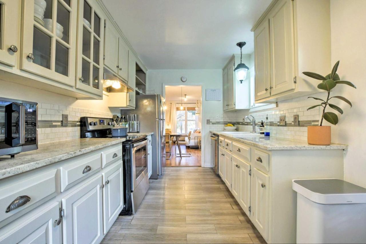 Home With Outdoor Oasis In Downtown Raleigh! Bagian luar foto